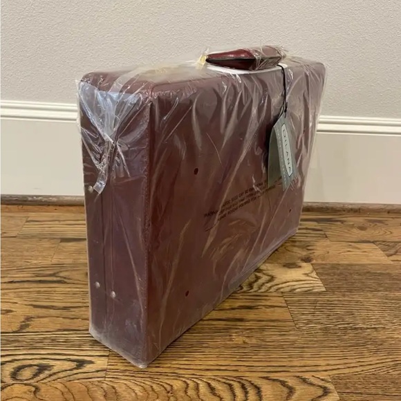 Dilana leather 4” attaché in cognac - Picture 3 of 13